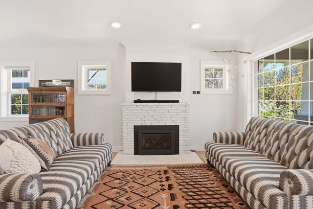 1917 S Stevens St, Spokane, WA 99203