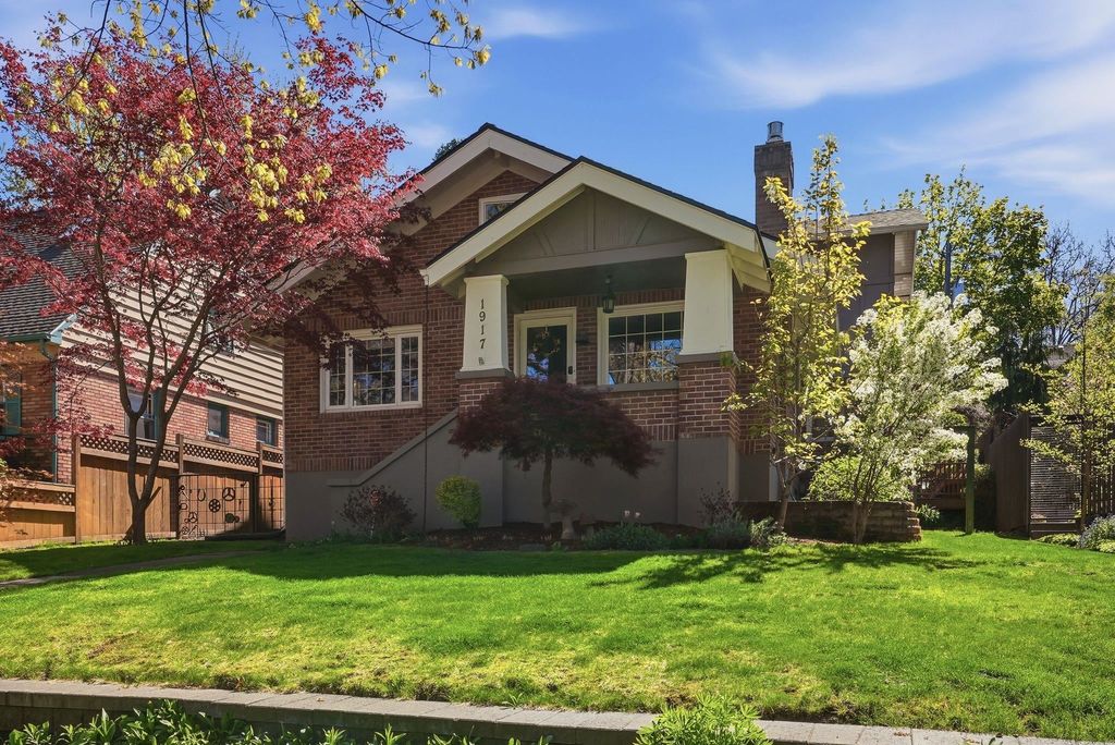 1917 S Stevens St, Spokane, WA 99203