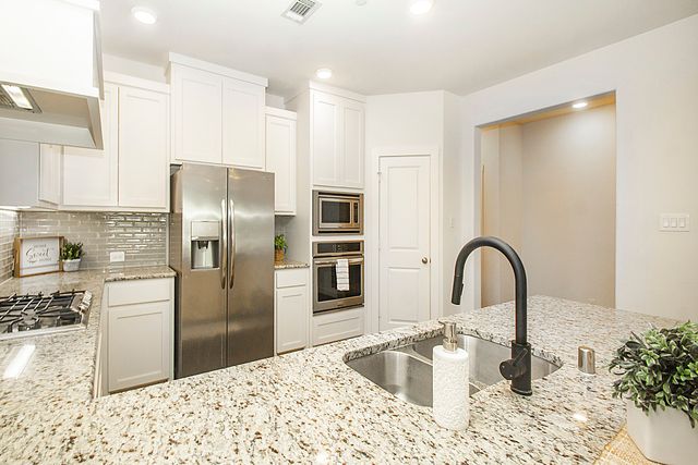 432 Texas Drive, Plano, TX 75075