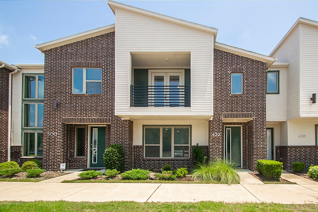 432 Texas Drive, Plano, TX 75075