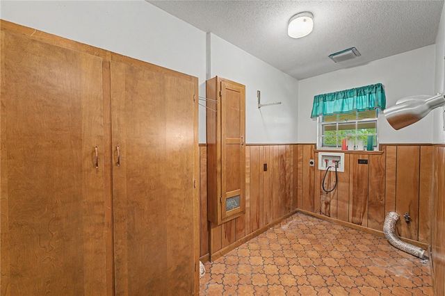 608 B Street, Bentonville, AR 72712