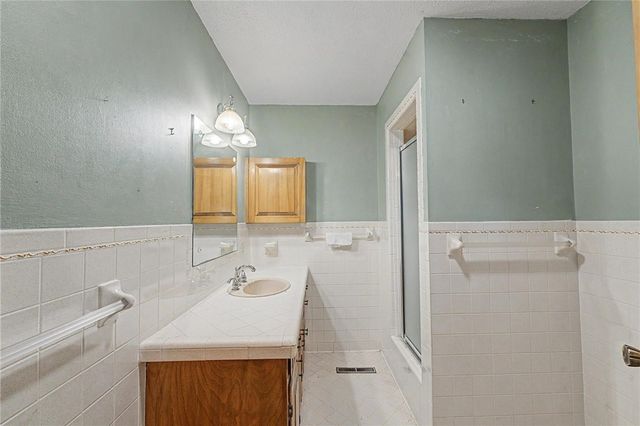 608 B Street, Bentonville, AR 72712