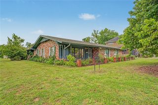 608 B Street, Bentonville, AR 72712