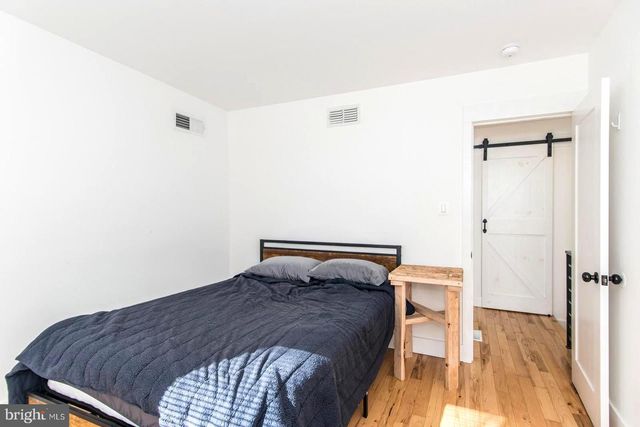 2230 N MUTTER ST, Philadelphia, PA 19133