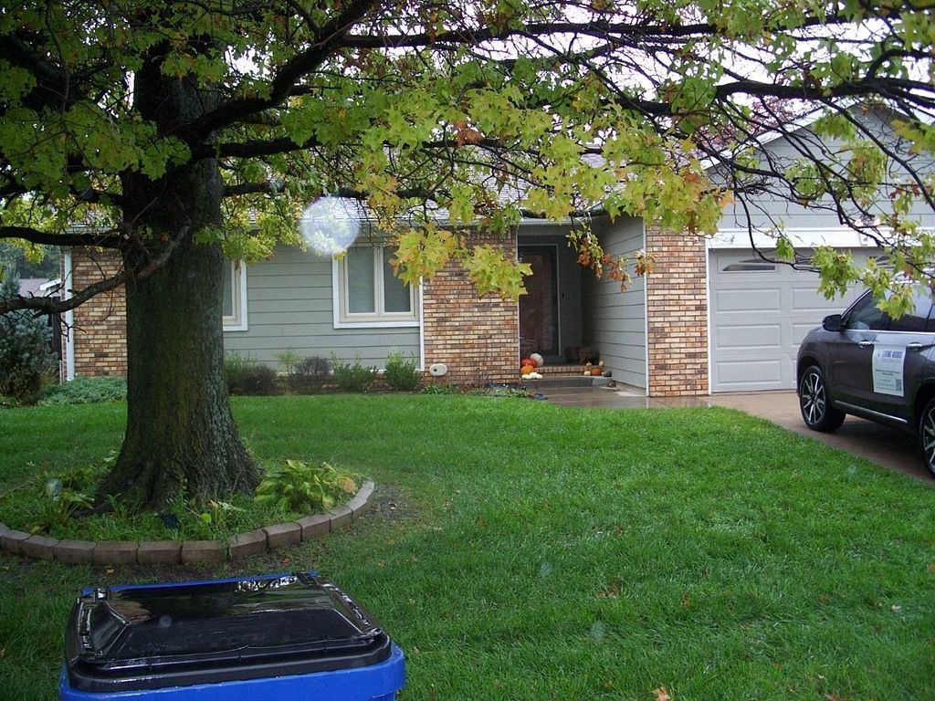 821 N covington, Wichita, KS 67212