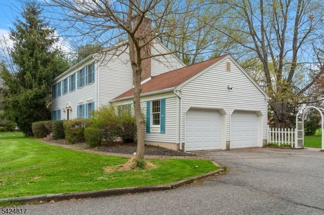 2 Rittenhouse Cir, Raritan Twp., NJ 08822