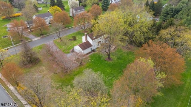 2 Rittenhouse Cir, Raritan Twp., NJ 08822