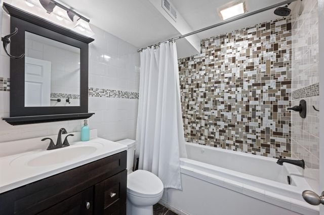 5515 Misty Valley Drive, Collegedale, TN 37363