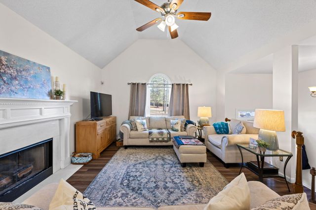 5515 Misty Valley Drive, Collegedale, TN 37363