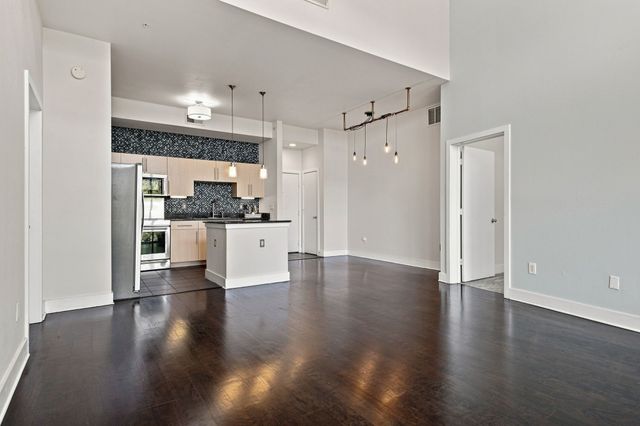 4605 Cedar Springs Road 305, Dallas, TX 75219