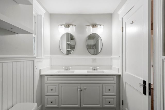 80 Hillsdale St, Boston, MA 02124