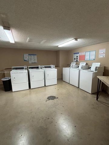 8635 NW 8th Street 116, Miami, FL 33126