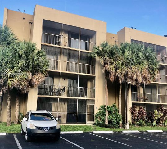 8635 NW 8th Street 116, Miami, FL 33126