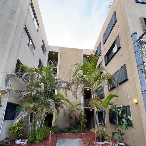 8635 NW 8th Street 116, Miami, FL 33126