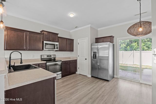 301 Justice Farm Drive, Sneads Ferry, NC 28460