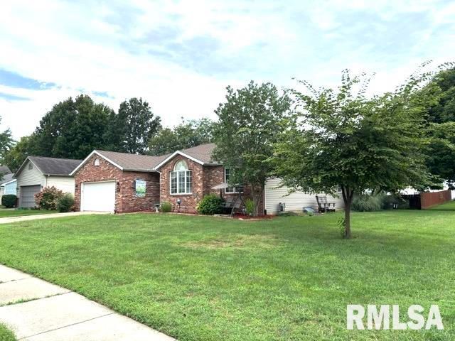4528 BARRINGTON Drive, Springfield, IL 62711
