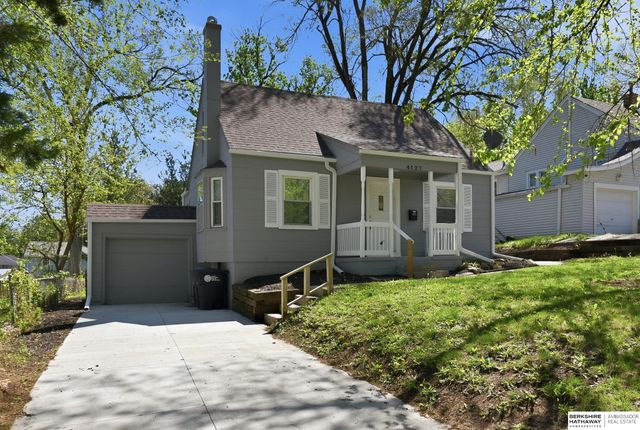 4127 N 61st Street, Omaha, NE 68104