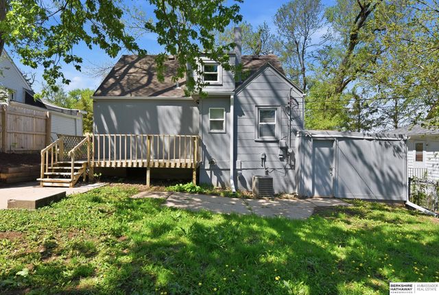 4127 N 61st Street, Omaha, NE 68104
