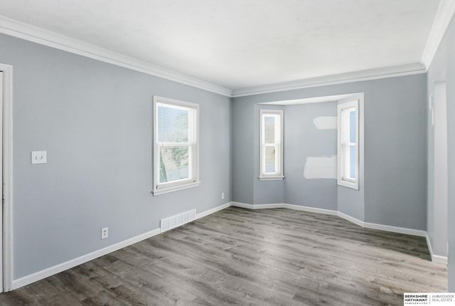 4127 N 61st Street, Omaha, NE 68104