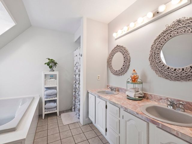 6 New Pond Road, Groton, MA 01450