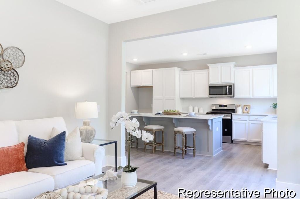 Image 16 of property listing at 1002 Hooded Warbler Way Cc3-6-1p, Ravenel, SC 29470