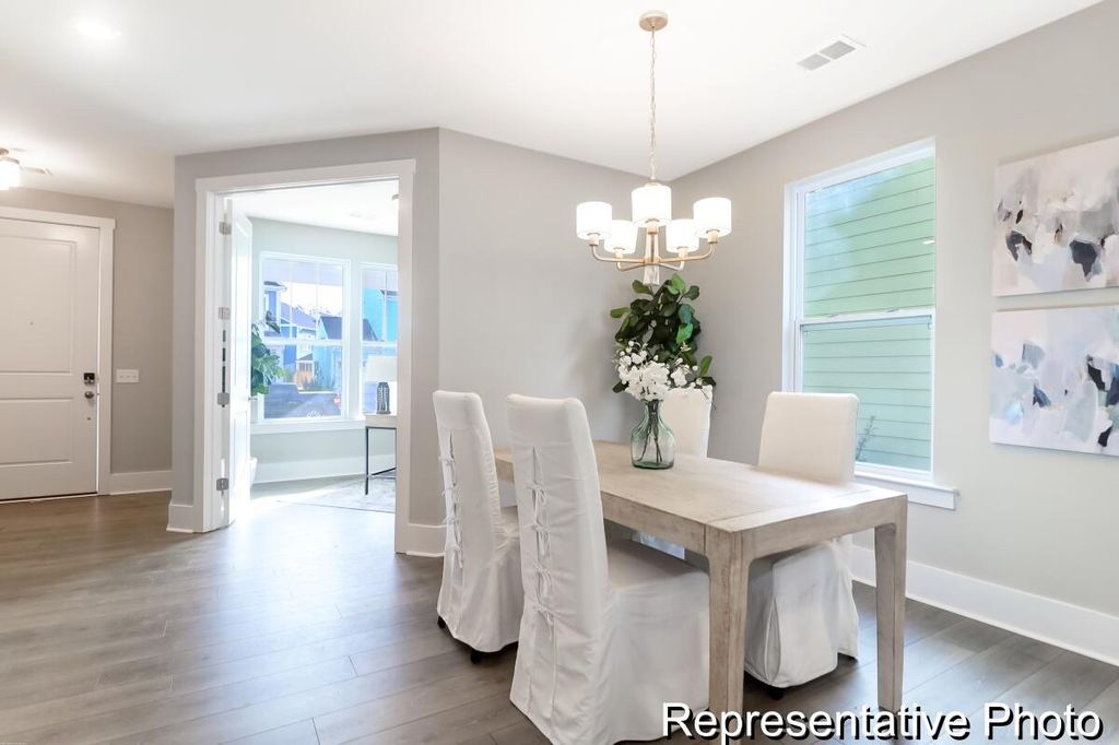 Image 4 of property listing at 1002 Hooded Warbler Way Cc3-6-1p, Ravenel, SC 29470