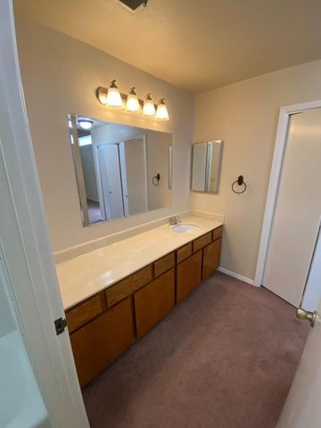 1051 Padre Drive 7, Salinas, CA 93901