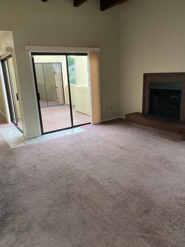 1051 Padre Drive 7, Salinas, CA 93901