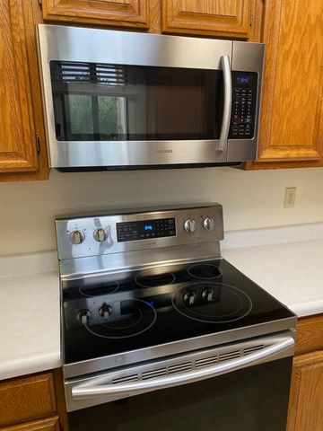 1051 Padre Drive 7, Salinas, CA 93901