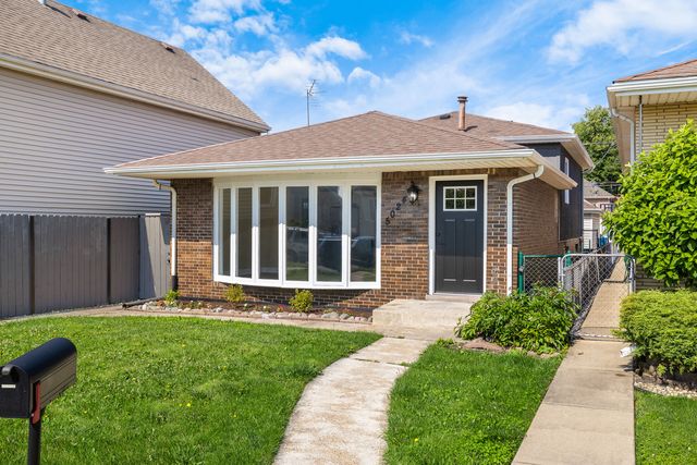 5024 S Lockwood Avenue, Chicago, IL 60638