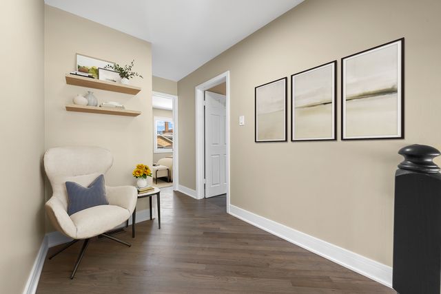 5024 S Lockwood Avenue, Chicago, IL 60638