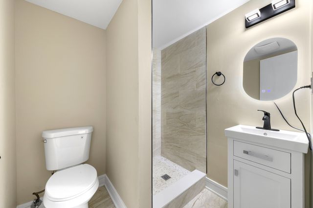 5024 S Lockwood Avenue, Chicago, IL 60638