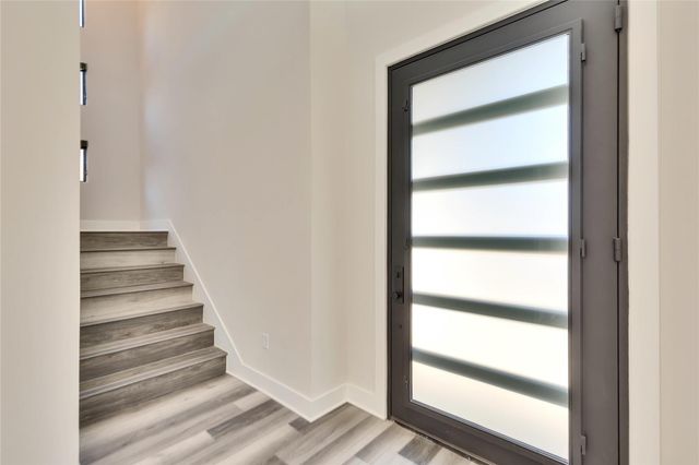 1304 Minnie DR, Austin, TX 78732