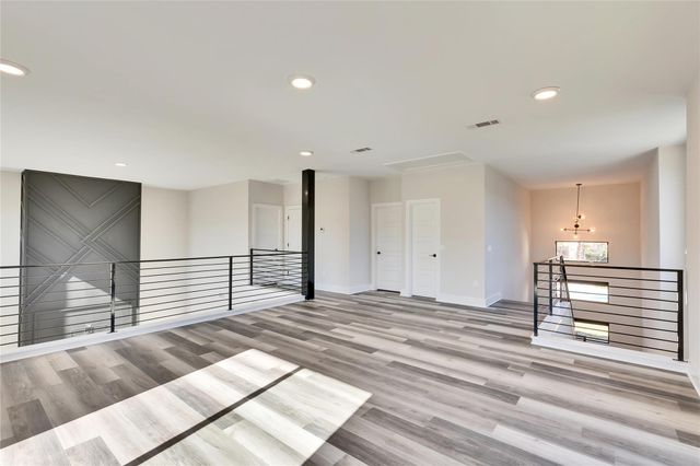 1304 Minnie DR, Austin, TX 78732