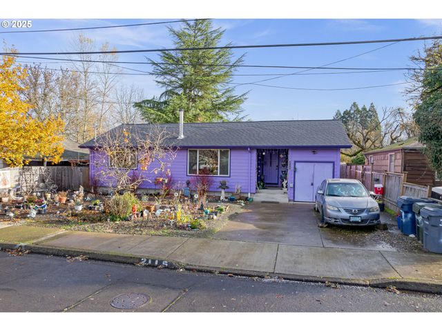 2115 ARTHUR St, Eugene, OR 97405