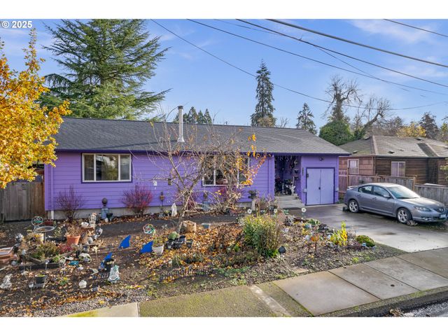 2115 ARTHUR St, Eugene, OR 97405
