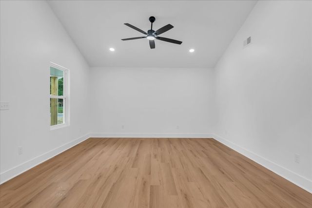 904 East Decherd Street, Tullahoma, TN 37388