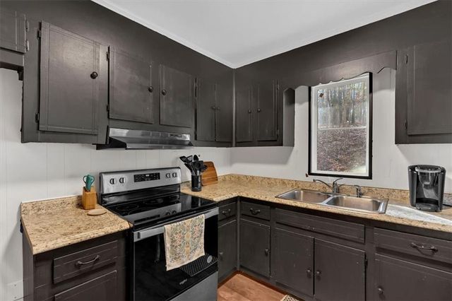 147 Reynolds Bridge Road, Kingston, GA 30145