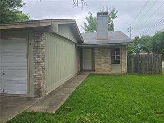 420 Vista West CT B, Bastrop, TX 78602