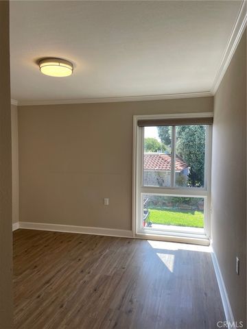 2192 E Via Mariposa E D, Laguna Woods, CA 92637
