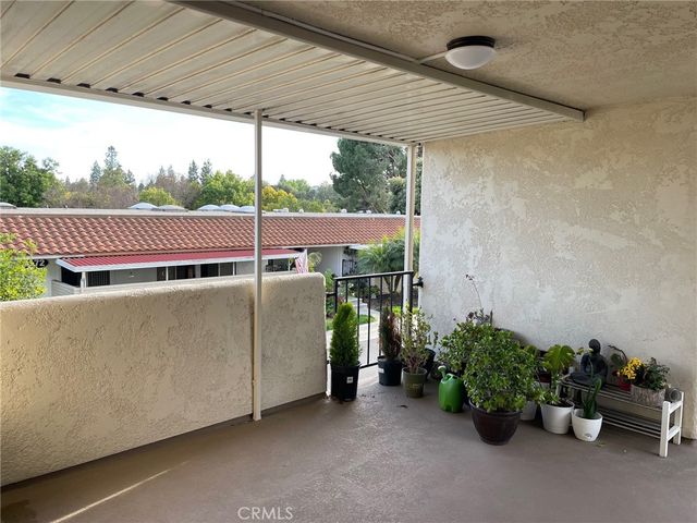 2192 E Via Mariposa E D, Laguna Woods, CA 92637