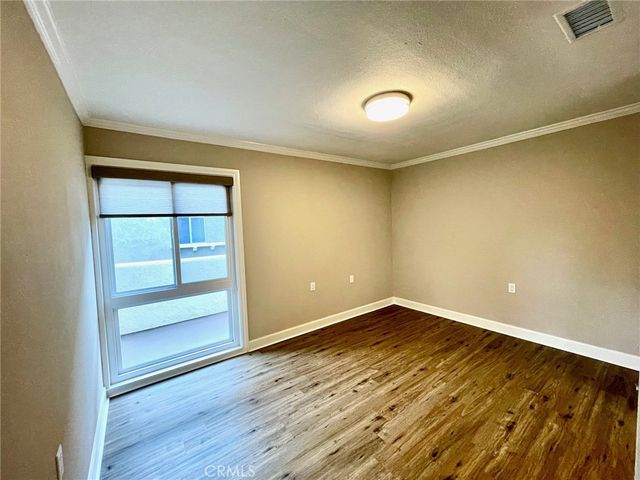2192 E Via Mariposa E D, Laguna Woods, CA 92637