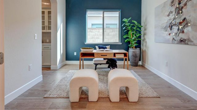 1687 N Blackwood Avenue, Clovis, CA 93619