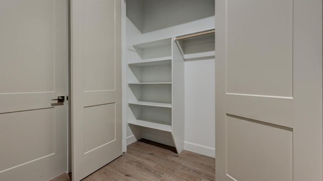 1687 N Blackwood Avenue, Clovis, CA 93619