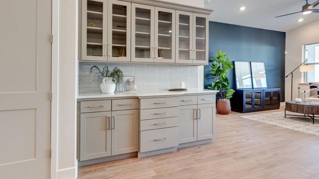 1687 N Blackwood Avenue, Clovis, CA 93619