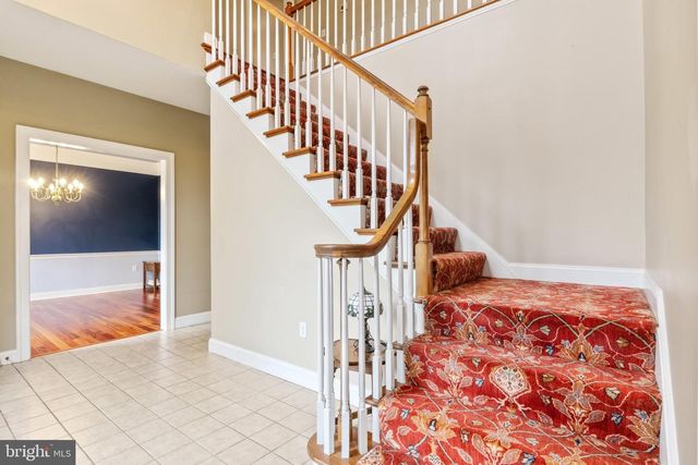 1077 CHAPEL FORGE DR, Lancaster, PA 17601