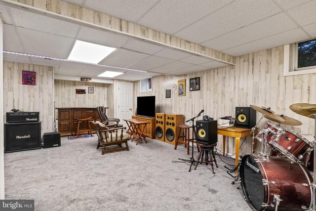 1077 CHAPEL FORGE DR, Lancaster, PA 17601