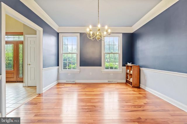 1077 CHAPEL FORGE DR, Lancaster, PA 17601