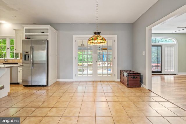 1077 CHAPEL FORGE DR, Lancaster, PA 17601