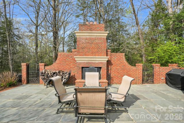 312 Old Hickory Court, Fort Mill, SC 29715